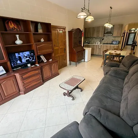 Appartement Seashell Stories - Modern Comforts, Traditional Charm In-Nadur