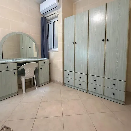 Seashell Stories - Modern Comforts, Traditional Charm *