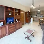 דירה Seashell Stories - Modern Comforts, Traditional Charm *