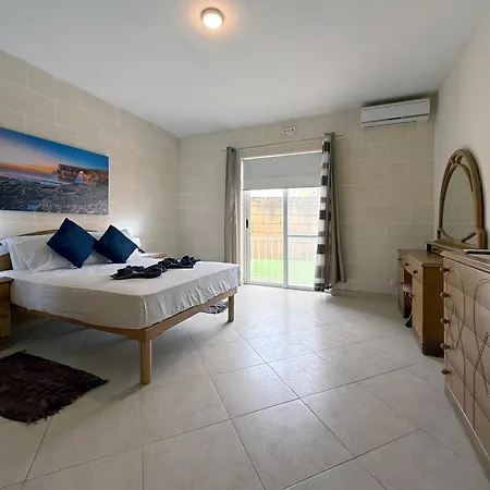 Seashell Stories - Modern Comforts, Traditional Charm Apartament Nadur