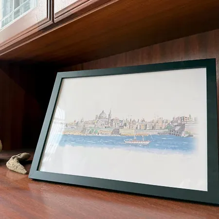 Seashell Stories - Modern Comforts, Traditional Charm * Nadur