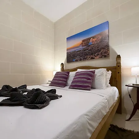 Seashell Stories - Modern Comforts, Traditional Charm