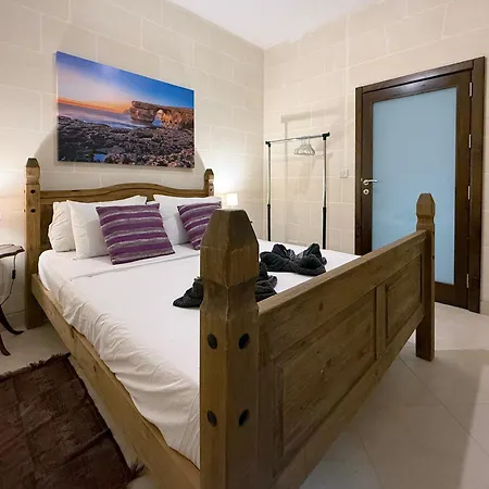 Seashell Stories - Modern Comforts, Traditional Charm