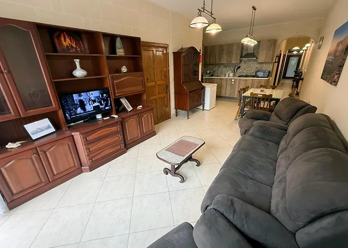 Apartament Seashell Stories - Modern Comforts, Traditional Charm Nadur