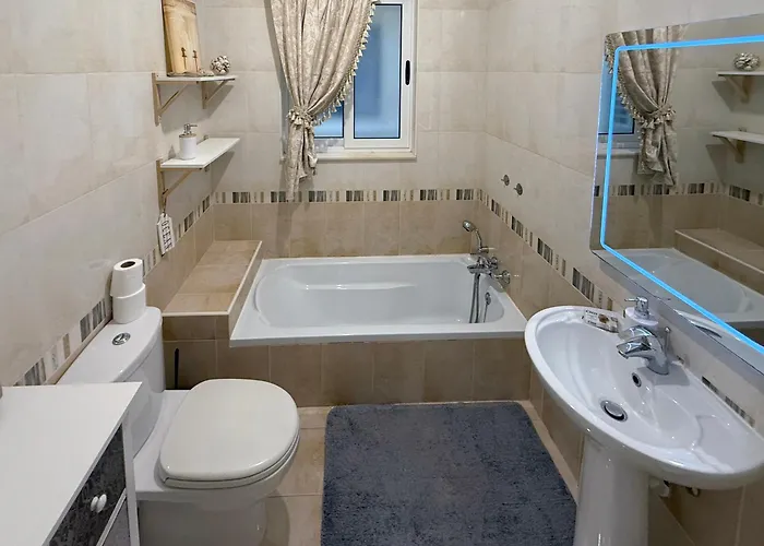 Seashell Stories - Modern Comforts, Traditional Charm Nadur