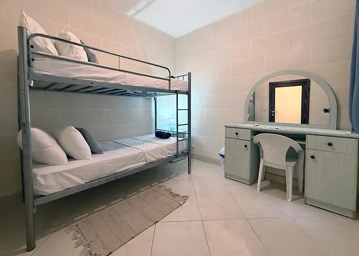 Seashell Stories - Modern Comforts, Traditional Charm * Nadur